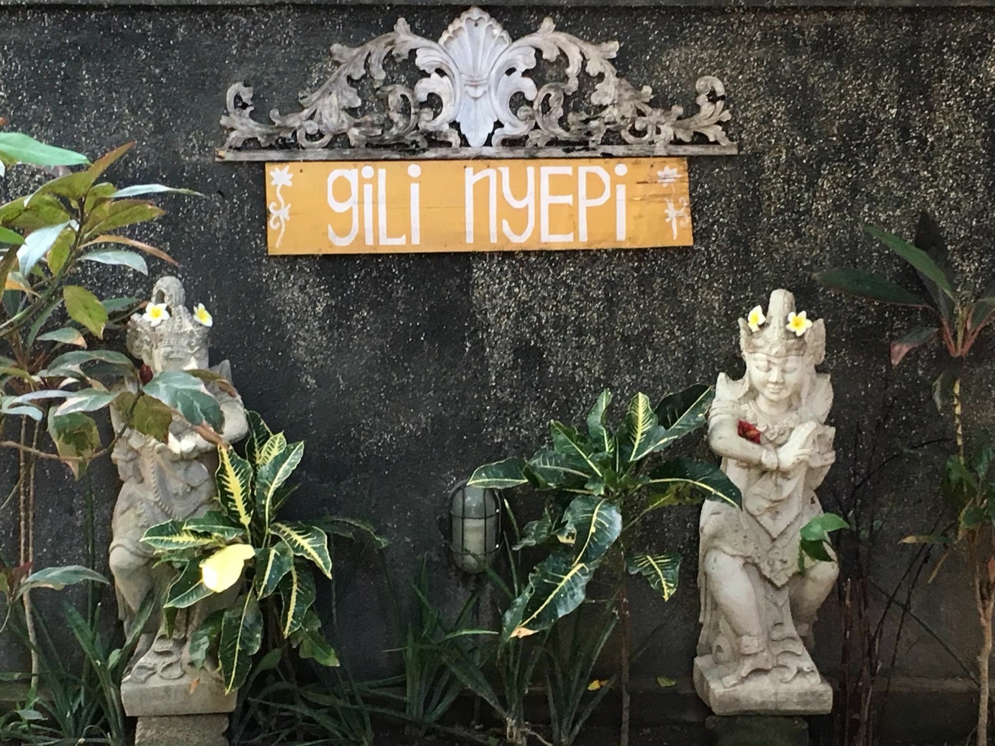 Hôtel Gili Nyepi à Gili Trawangan Extérieur photo